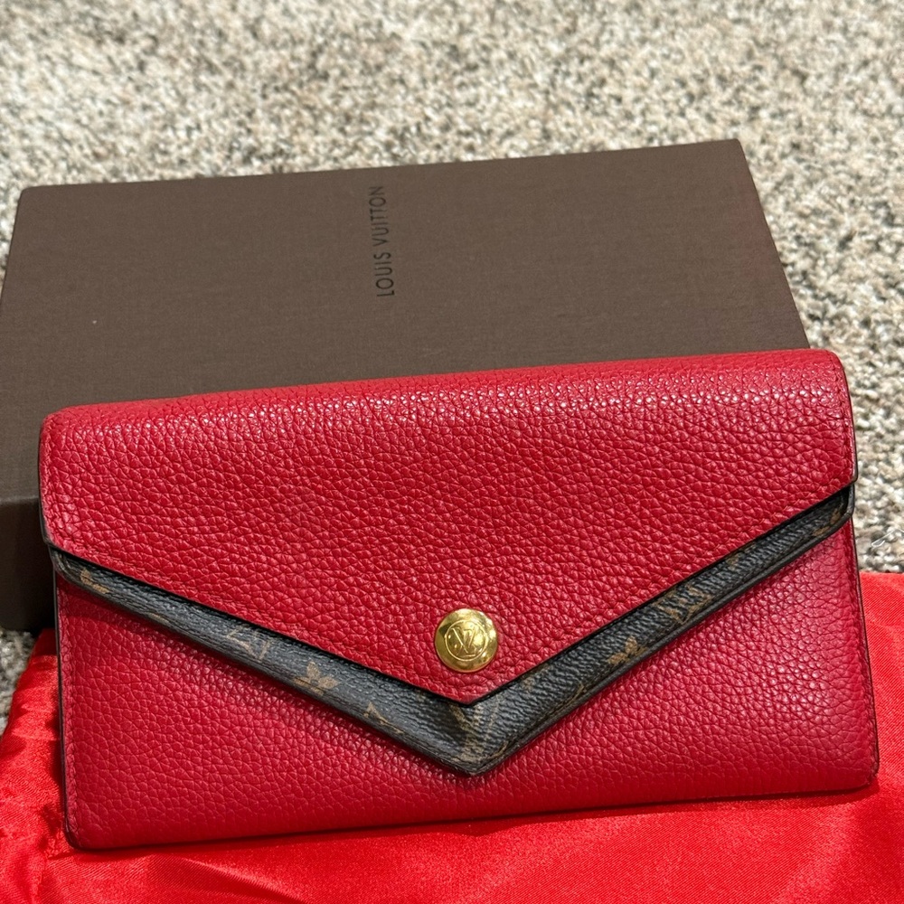 Louis Vuitton, red monogram double V wallet in very good condition